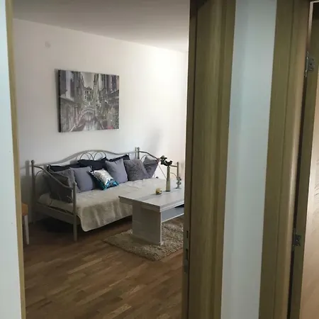 דירה Apartman Clock